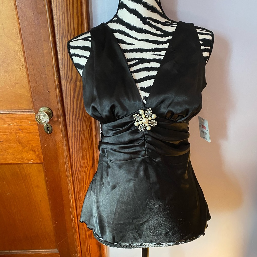 Bisou Bisou black satin blouse size 4 NWT